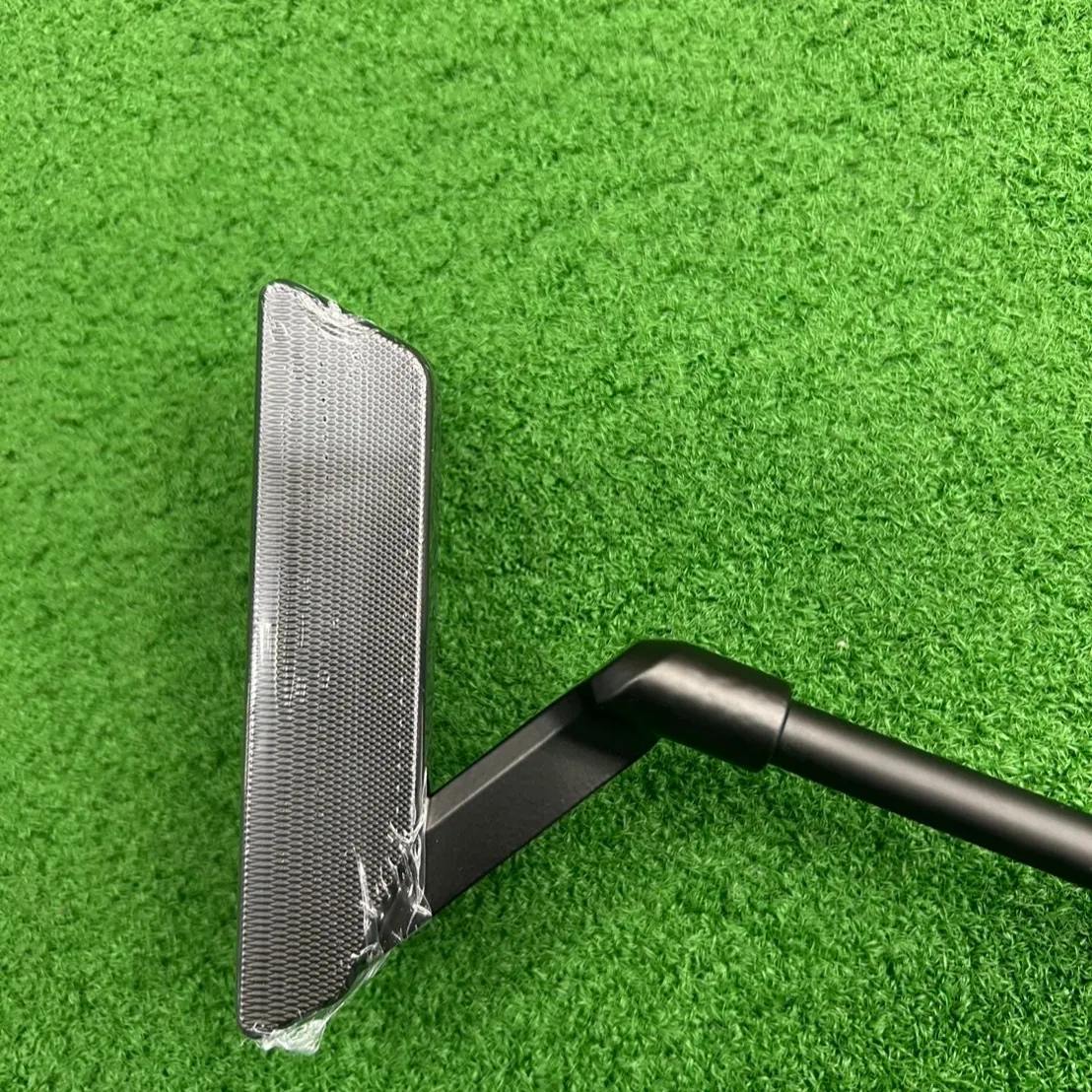 ゴルフをもっと楽しむために、最新のCROSSPUTTを体験し...