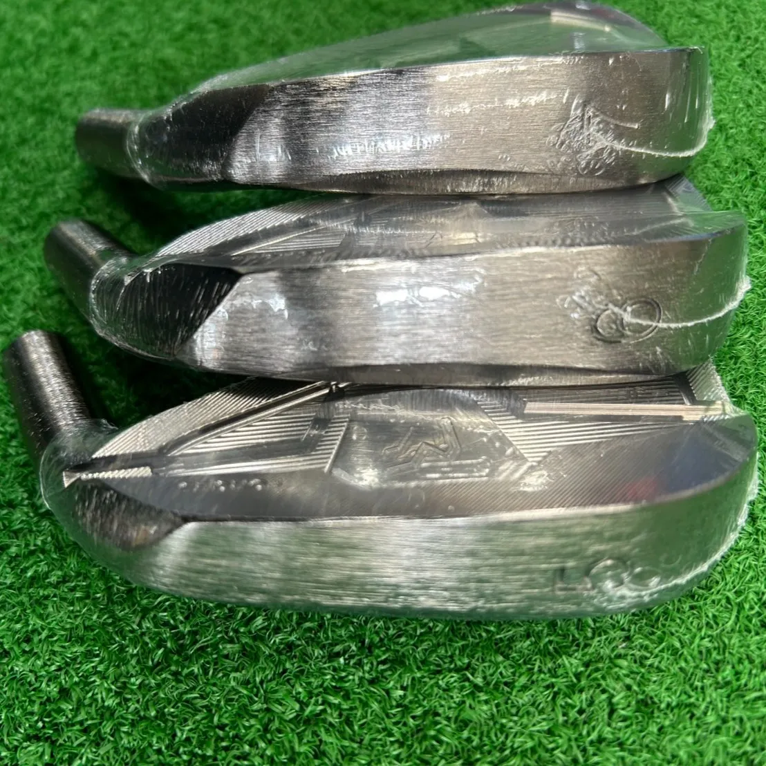 メタルファクトリーの最新作、JF Forged Irons ...
