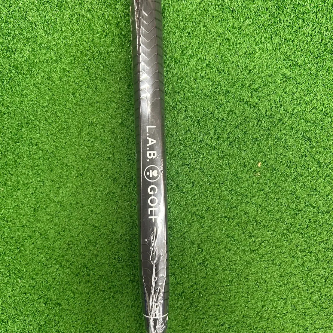 待望の新作パター入荷しました⛳